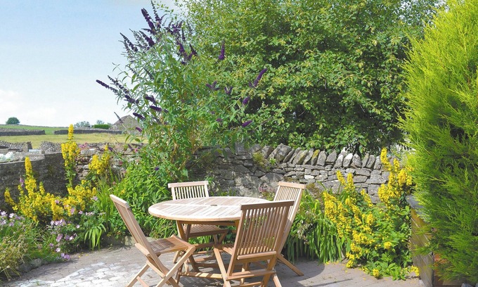 Litton Cottage | 2 bedroom accommodation in Litton near Buxton