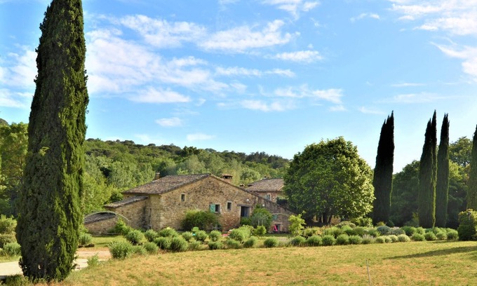 La Roque-sur-Ceze House | Cozy 2-Bedroom Retreat in La-Roque-sur-Cèze with Pool