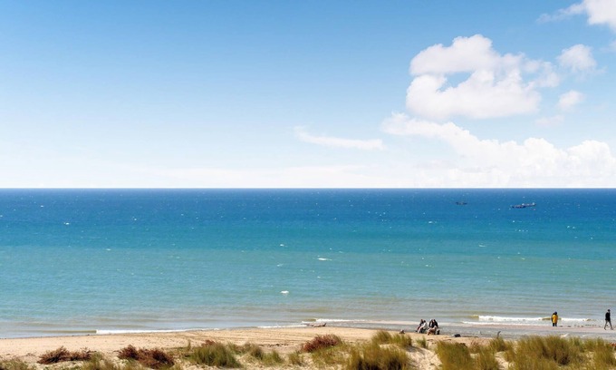 Boisroger House | Family-Friendly 2 Bedroom Getaway in Gouville-sur-Mer