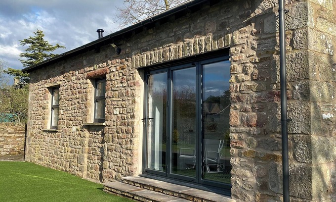 Brough Cottage | Family-Friendly 2 Bedroom Retreat in Kirkby Stephen