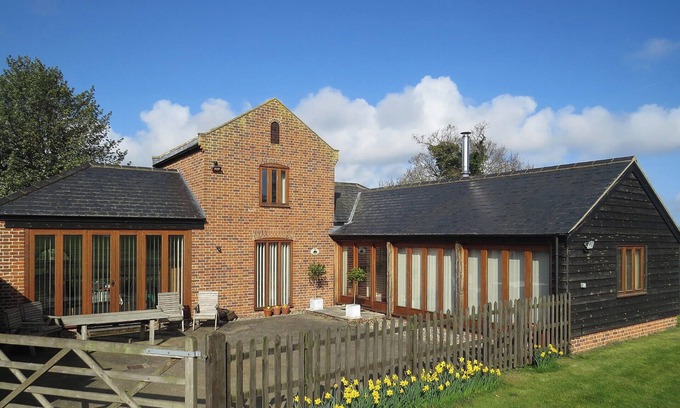 Great Yarmouth Cottage | Perfect 2 Bedroom Retreat in Thrigby, Great Yarmouth