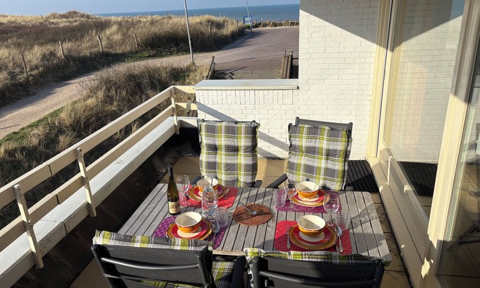 Municipality of Bergen Apartment | Family-Friendly 2 Bedroom Stay in Egmond aan Zee
