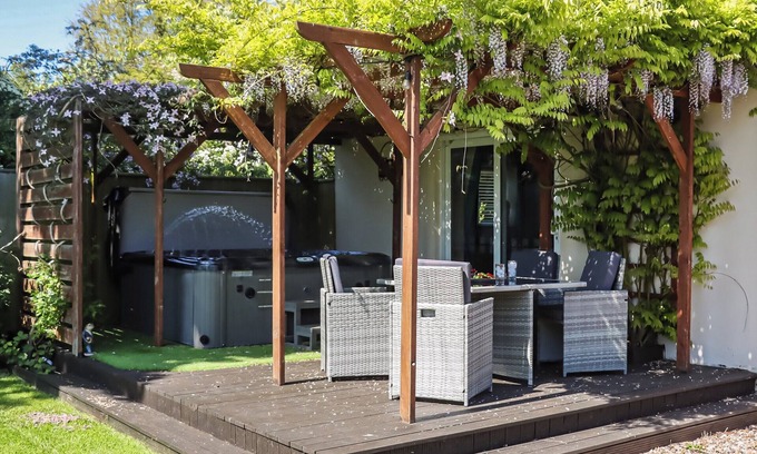 Mablethorpe Cottage | Top-Rated 2 Bedroom Accommodation in Theddlethorpe