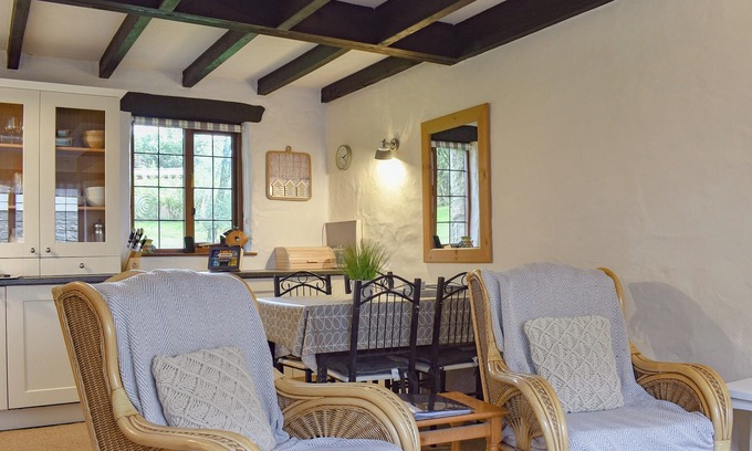 North Buckland Cottage | Comfortable 2 Bedroom Retreat Near Woolacombe Beach