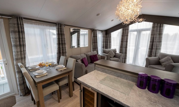 Gisleham Cabin | 2 bedroom accommodation in Lowestoft