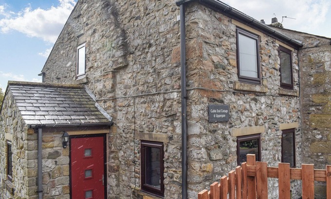 Ingleton Cottage | Cozy 2-Bedroom Retreat in Scenic Ingleton, Pet-Friendly