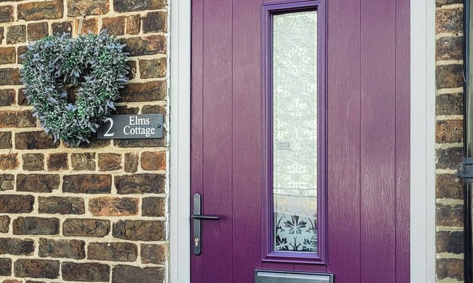 Darlington Cottage | Cozy 2 Bedroom Stay in Sadberge with Pet-Friendly Perks