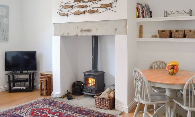 Seahouses Cottage | Perfect 2-Bedroom Retreat in Seahouses with Ocean Views