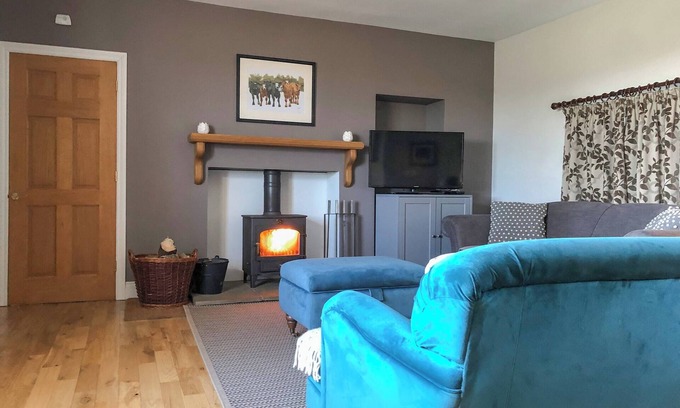 Alnham Cottage | Family-Friendly 2 Bedroom Retreat in Alnham, Near Rothbury