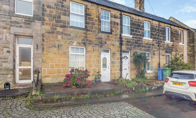 South Charlton Cottage | Spacious 2-Bedroom Retreat with Ocean View in Alnwick