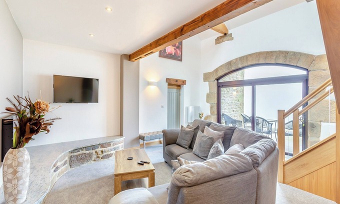 Skipton Cottage | Cozy 2-Bedroom Retreat in Carleton, Close to Skipton