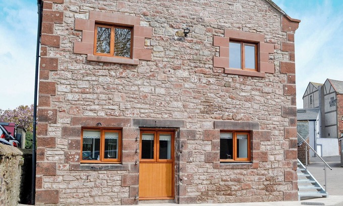 St Bees Cottage | Ideal 2 Bedroom Getaway in St Bees with Ocean Views