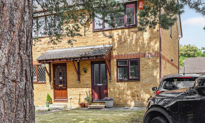 Sandford Cottage | Family-Friendly 2 Bedroom Stay in Beautiful Wareham