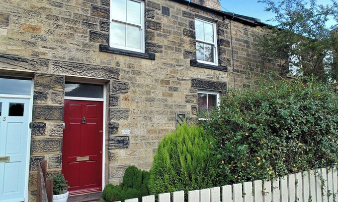 South Charlton Cottage | Ideal 2-Bedroom Accommodation with Ocean View in Alnwick