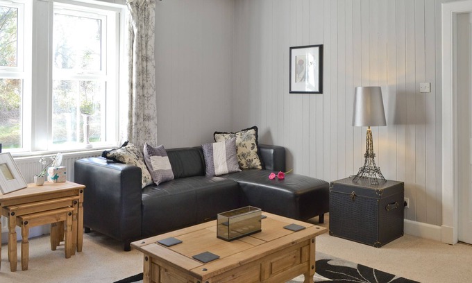 Kiltarlity Cottage | Top-Rated 2 Bedroom Retreat in Kiltarlity, Near Beauly
