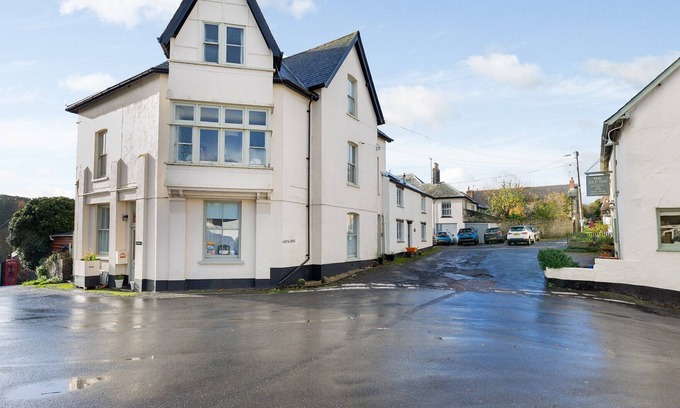 Drewsteignton Cottage | 2 bedroom accommodation in Drewsteignton, near Exeter