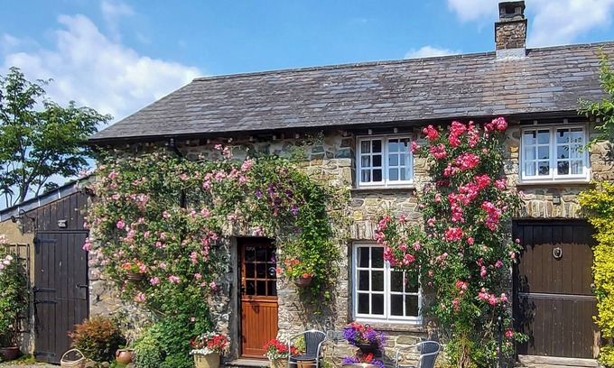 Chillaton Cottage | Cozy 2-Bedroom Retreat in Chillaton, Near Tavistock