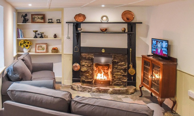 Brendon Cottage | Inviting 2 Bedroom Accommodation in Lynton, Pet Friendly