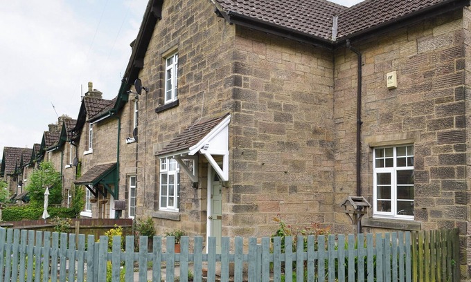 Rowsley Cottage | Family-Friendly 2-Bedroom Retreat in Rowsley, Near Matlock