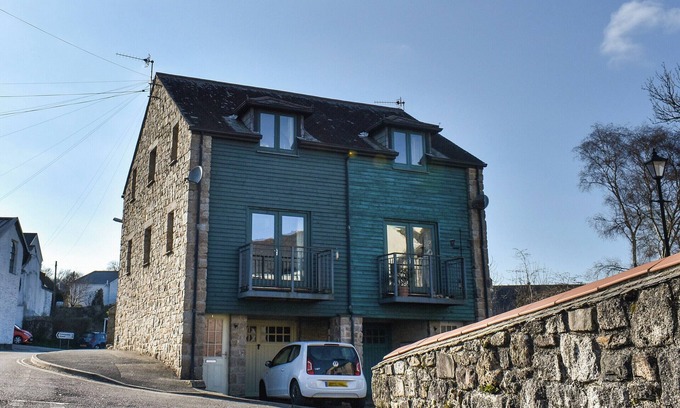 Mabe Cottage | Cozy 2-Bedroom Oceanfront Retreat in Penryn