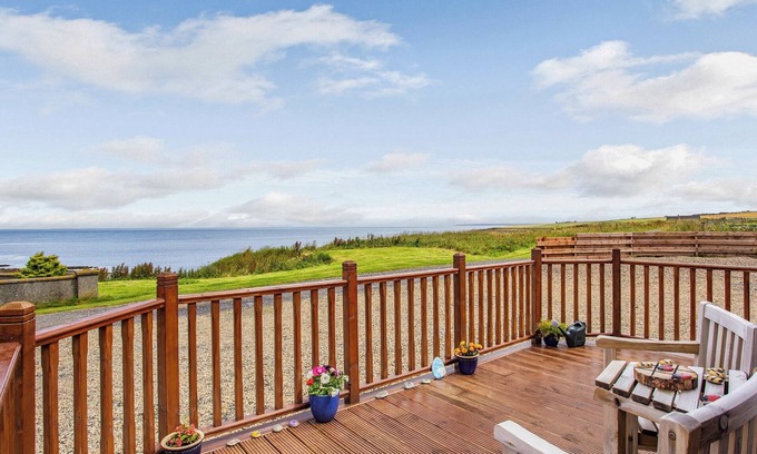 Mey Cottage | Comfortable 2-Bedroom Retreat in Mey, Close to Thurso