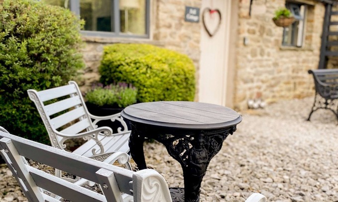 Hawes Cottage | Ideal 2-Bedroom Retreat in Marsett by Lake Semerwater