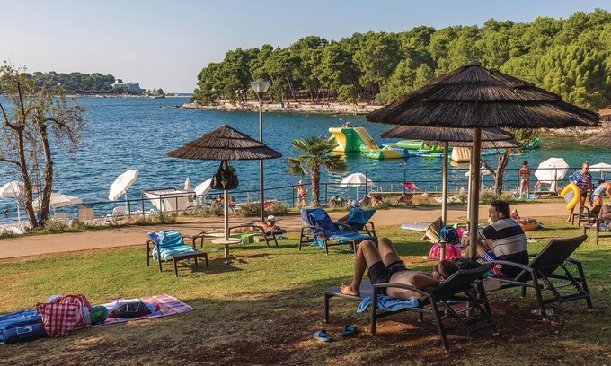 Jasenovica Apartment | Family-Friendly 2 Bedroom Retreat with Pool in Porec