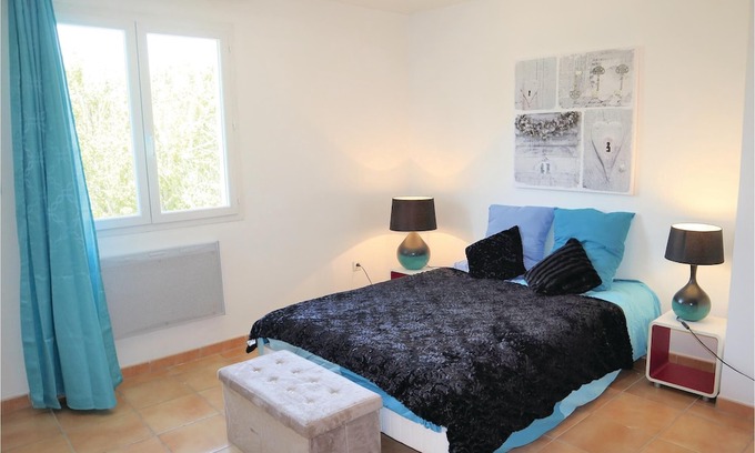 Sablet House | 2 bedroom accommodation in Sablet