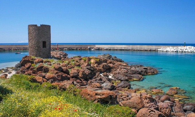 Sedini House | Cozy 2-Bedroom Stay in Sedini with Pool and Spa Access