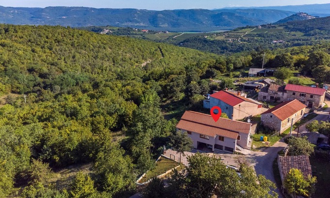 Rakotule House | Escape to Istria: Relax in a Pet-Friendly Vacation Retreat