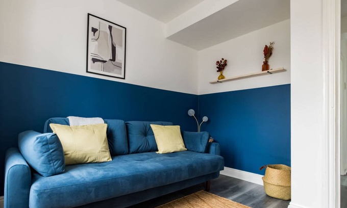 Shepherd's Bush Condo | Pet-Friendly 2 Bedroom Apartment in Shepherd's Bush