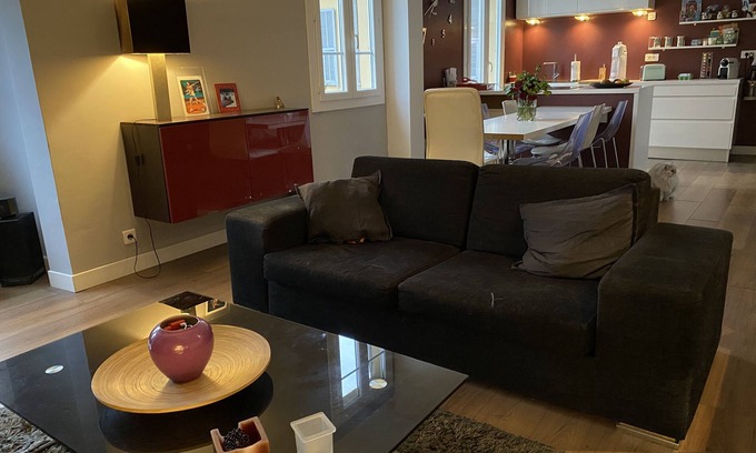 Saint Philippe Apartment | Relaxing 2-Bedroom Apartment Steps From the Ocean