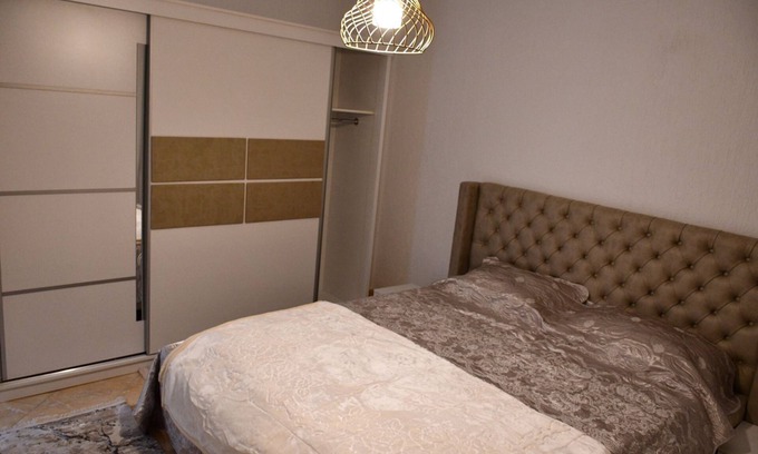 Pristina House | 2- bedroom apartment in fabulous Prishtina with Air conditioner, WiFi, Kitchen