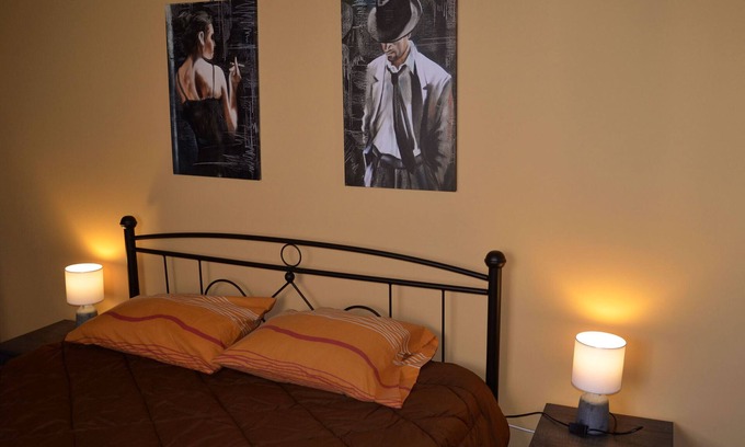 Nafplion City Centre Apartment | Cozy 2 Bedroom Apartment in Nafplio with Pool & Pet Friendly