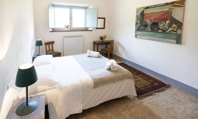 Vernazzano Basso Apartment | Pet-Friendly Vrbo Property with Pool and Family Amenities