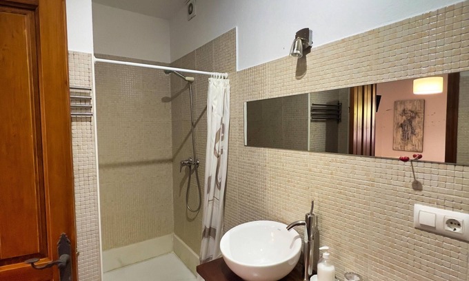 Isla Apartment | 2-bedroom apartment in the historic center of Isla, near La Plata