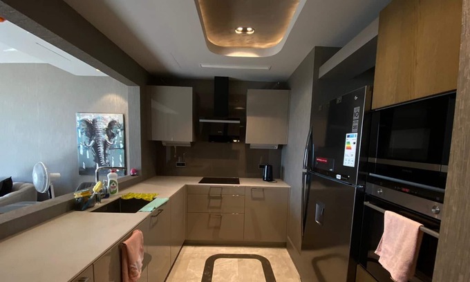 Bakırkoy Apartment | Sea View 2 Bedroom Apartment Next to FisekKhane, Istanbul