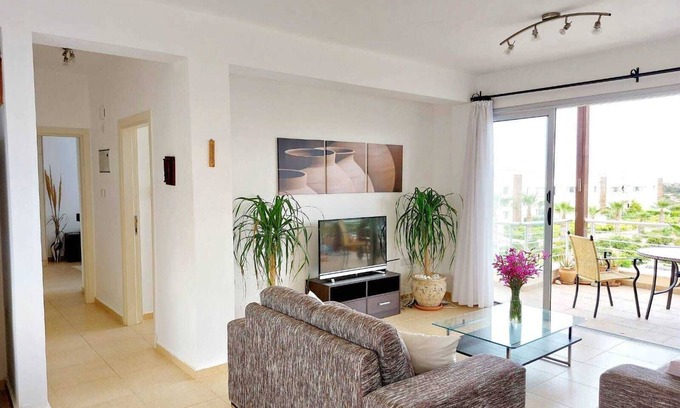 Tatlisu Apartment | Spacious 2 Bedroom Apartment with Rooftop Terrace in Tatlisu
