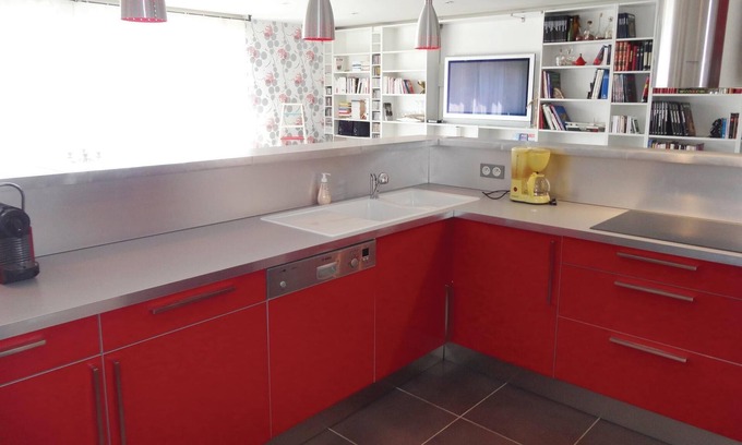 Sauvian Apartment | Stylish 2 Bedroom Accommodation in Sauvian with Spa