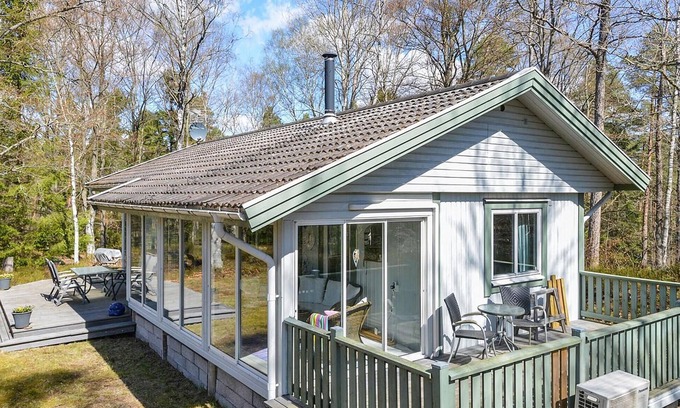 Orkelljunga Municipality House | Experience Swedish Serenity at a Lakefront Retreat