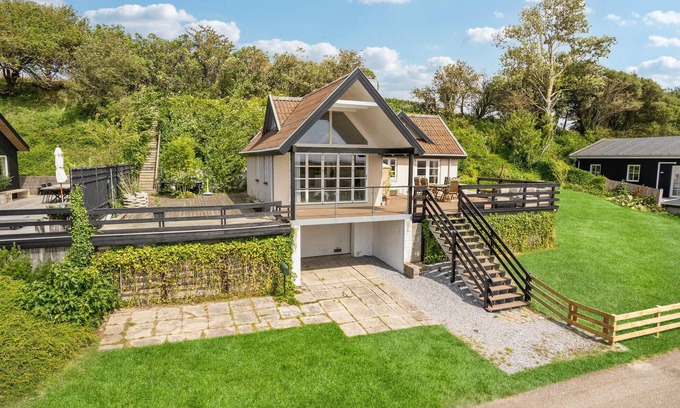 Brydegaard House | Inviting 2 Bedroom Haven with Oceanfront Views in Haarby