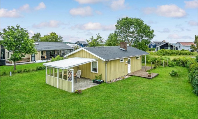 Juelsminde House | Cozy Home in Juelsminde with Family-Friendly Kitchen