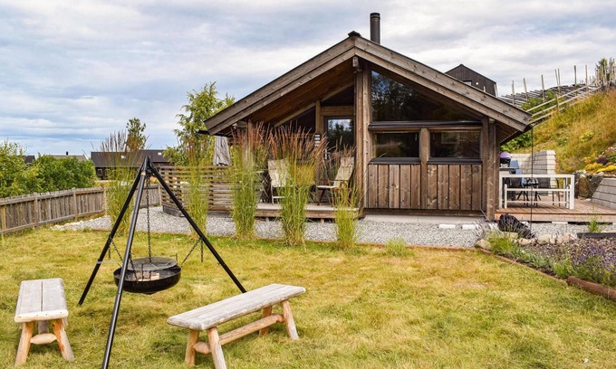 Hurdal Municipality House | Discover Norway's Nature Amidst Forests and Lakes