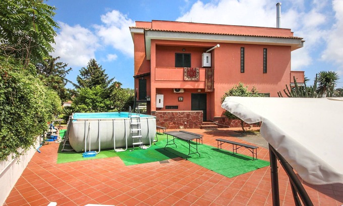 Arco Felice House | Relax by the Ocean with a Private Pool and Spa Amenities