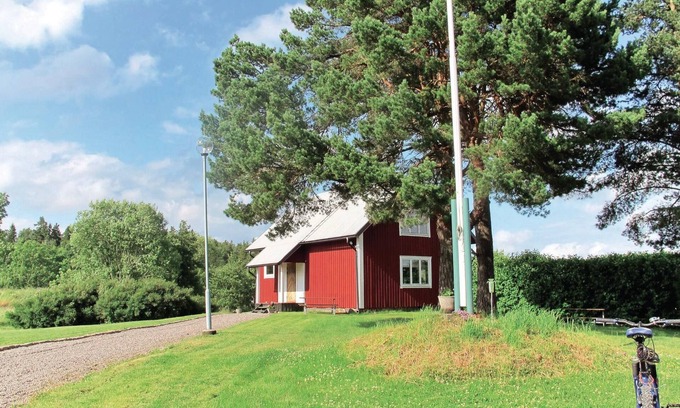 Asensbruk House | Cozy Cottage on the First Floor with Spa and Lake Views