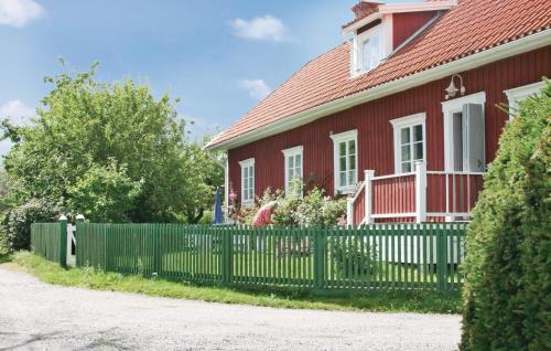 Eskilstuna House | 2 Bedroom Beautiful Home In Eskilstuna