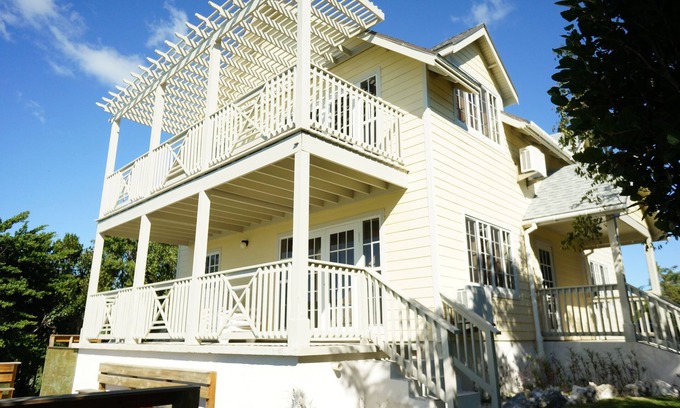 South Palmetto Point Villa | Oceanfront 2 Bedroom Suites at The Point North, Island Seaside