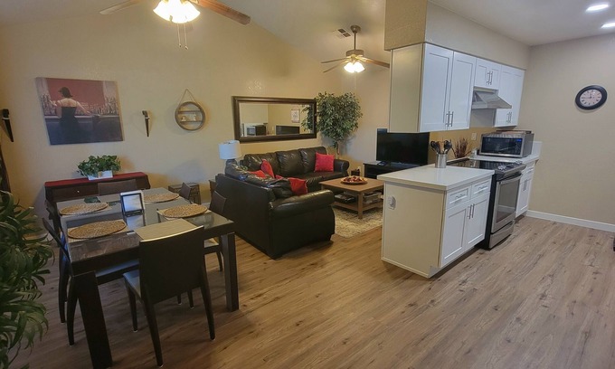 Apache Junction Condo | Mountain View Condo with Heated Pool & Spa - Rated 9.4