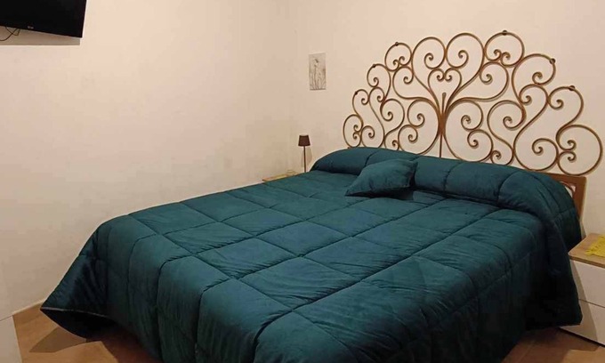 Presa Apartment | 2-bedroom cottage in charming Presa with WiFi, AC. Enjoy your stay