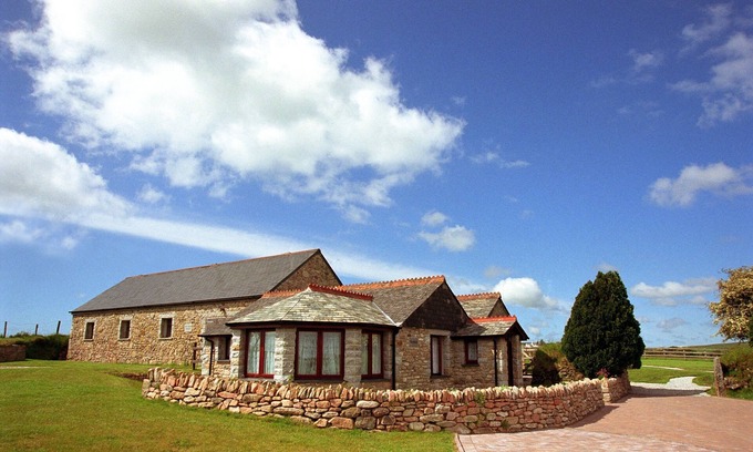 Saint Breward Cottage | Pet-Friendly 2 Bedroom Cottage Retreat on Bodmin Moor